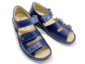 �N���[��